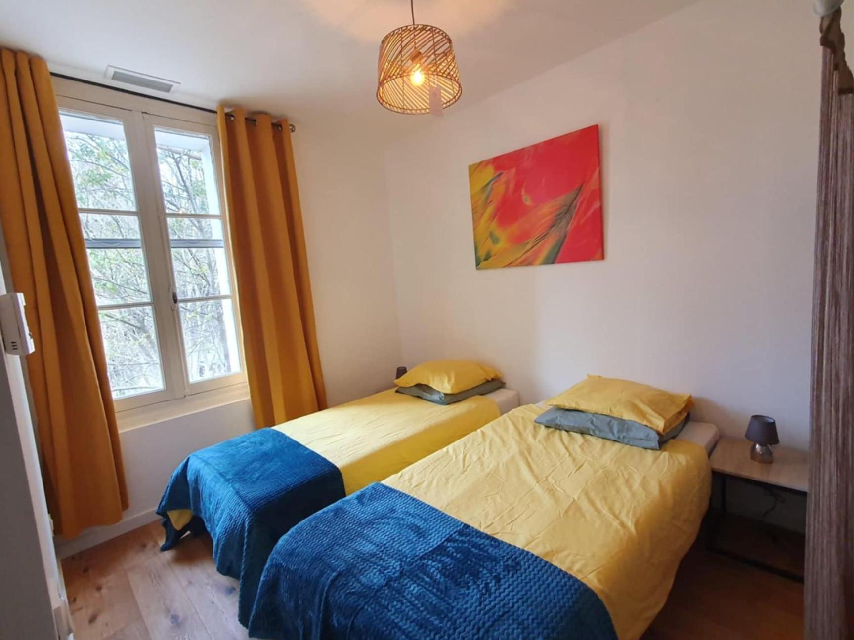 Maison Avec Piscine Location De Vacances Ferme Pedagogique Du Dolmen Le Pouget Kültér fotó