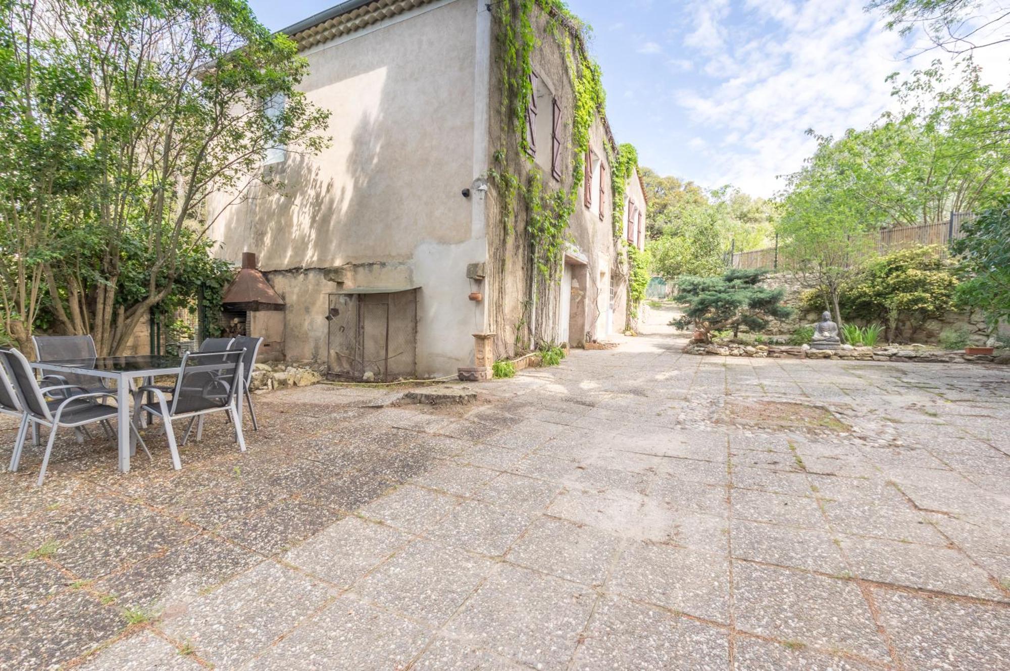 Maison Avec Piscine Location De Vacances Ferme Pedagogique Du Dolmen Le Pouget Kültér fotó